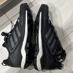 ADIDAS SKYCHASER 2 BLK GREY